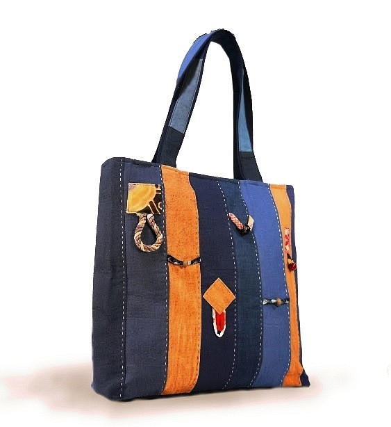 藍色と柿渋染の和布で作ったパッチワーク手提げ鞄