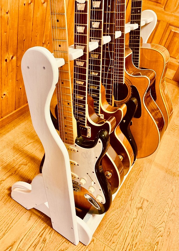 【オーダー品】手作り木工　木製ギタースタンド （ホワイト） ８本掛け