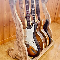 【24時間以内に発送】手作り木工　木製ギタースタンド （古材）５本掛け 1枚目の画像