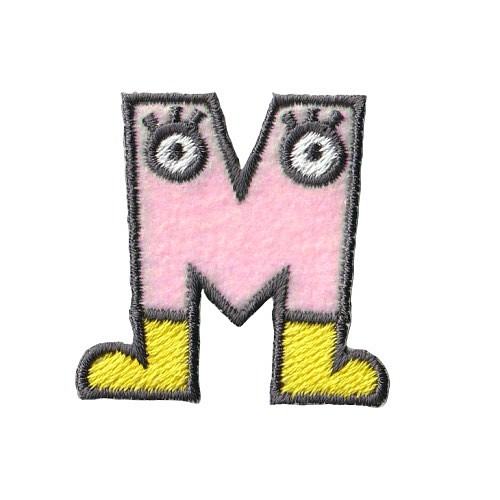 刺繍ワッペン アルファベット M ピンク ワッペン アップリケ Monster Patches 通販 Creema クリーマ ハンドメイド 手作り クラフト作品の販売サイト