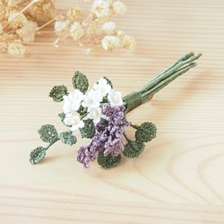 レース編みラベンダー色の花束ブローチ 1枚目の画像