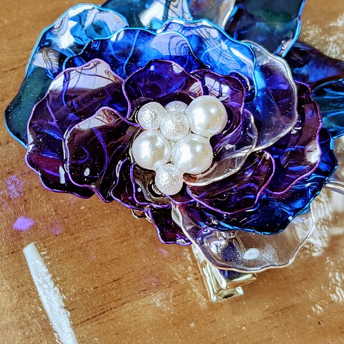 青薔薇の髪飾り ヘアアクセサリー Hanasuki✾ 通販｜Creema(クリーマ 