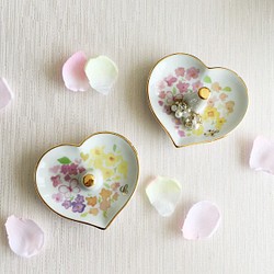 再販】プレゼントにも♡イニシャル入りカラフルフラワーのアクセサリー