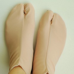 新年のお着物に☆スモーキーピンクの足袋 タビ 23.5-24.5cm 1枚目の画像