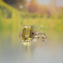 K10 小枝のリング シャルトルーズイエロー〔イエローベリル ダイヤモンド〕 1枚目の画像