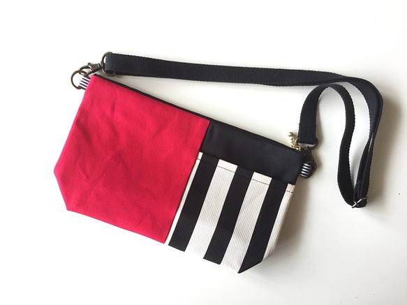 再次上架★Pochette帶帆布和Toshimashima口袋*紅色 第1張的照片