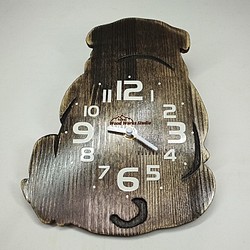 木製　ブルちゃんシルエット壁掛け時計　 1枚目の画像