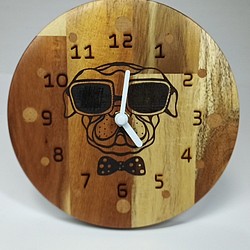 木製　ブルちゃんの置時計 1枚目の画像