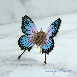 幸せを運ぶ蝶 ブルー ポニーフック ヘアカフス ラージサイズ 1枚目の画像