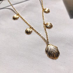 Shell Charm Necklace 1枚目の画像