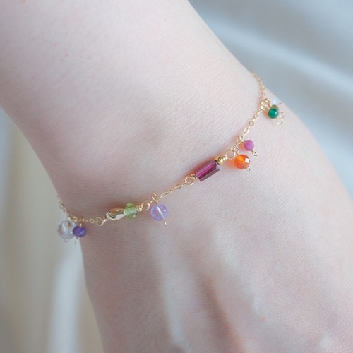 NEW✶ávexti bracelet：天然石ブレスレット レッドガーネット×ルビー