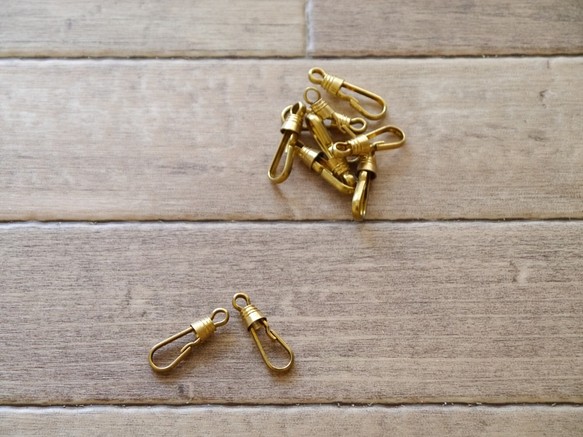 真鍮  袴ナスカン 3個セット  ハンドメイド レザークラフト パーツ 金具 ゴールド 1枚目の画像