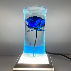 ⚠️売約済み⚠️ 青い薔薇の祝福 (新生活 インテリア雑貨 ペーパーウェイト LEDライト） 1枚目の画像