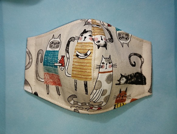立体マスク ハンドメイド カップル猫柄(アイボリー) 1枚目の画像