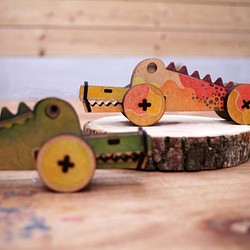 機關玩具 - 鱷魚小車 第1張的照片