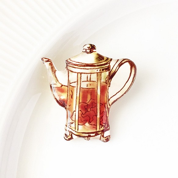 Peach tea pot brooch|紅茶のティーポットブローチ 1枚目の画像
