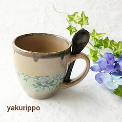 再販・ライトベージュ・シノワズリのマグカップ(茶) 1枚目の画像