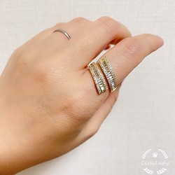 金メッキ　CZダイヤたっぷり　ダブルライン指輪　リング 1枚目の画像