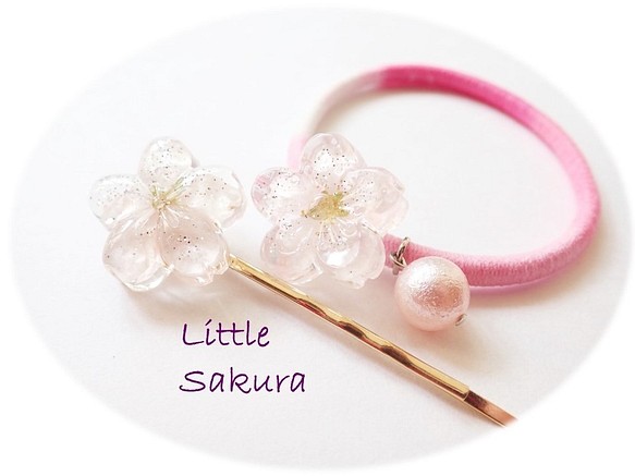 Little Sakura ヘアアクセサリー２点 1枚目の画像