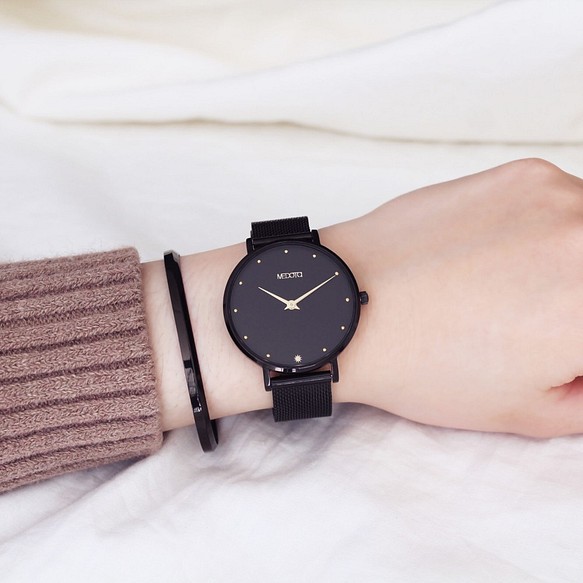 Mini Chica 黑色簡約小錶面米蘭錶帶女錶 / LH-10302 黑色 第1張的照片