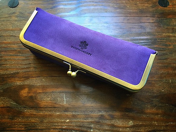 [定做（交貨時間約1個半月）]國產ginsuri鞣製皮革（薰衣草）製成的盒式扣筆盒 第1張的照片