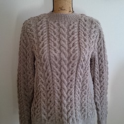 アラン模様のセーター 1枚目の画像