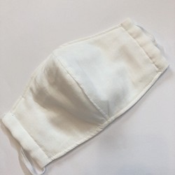 柔らかダブルガーゼのポケット付き横長立体マスク（大人サイズ） 1枚目の画像