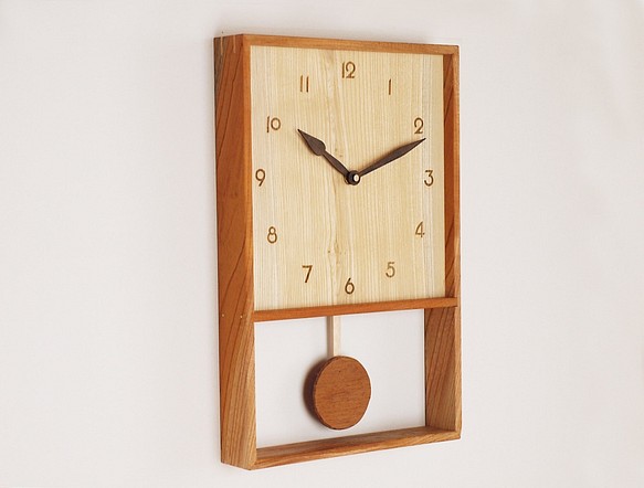 木製 箱型 振り子時計　ケヤキ材2 1枚目の画像
