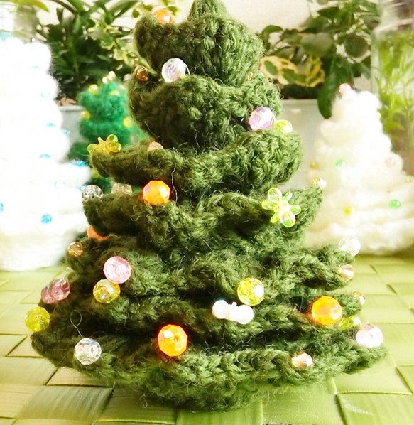 毛糸のクリスマスツリー 1枚目の画像