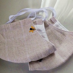 ハンドメイド☆つけ心地のいい手作りマスク☆綿Wガーゼ、麻布使用・ミツバチ 1枚目の画像
