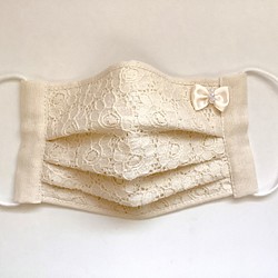ナチュラルコットン刺繍レース❤︎生成り❤︎ローズ柄レース❤︎布マスク❤︎プリーツマスク❤︎おしゃれマスク　 1枚目の画像