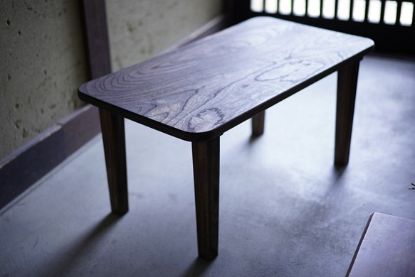 無垢材（楠）のローテーブル　90㎝×45㎝ 1枚目の画像