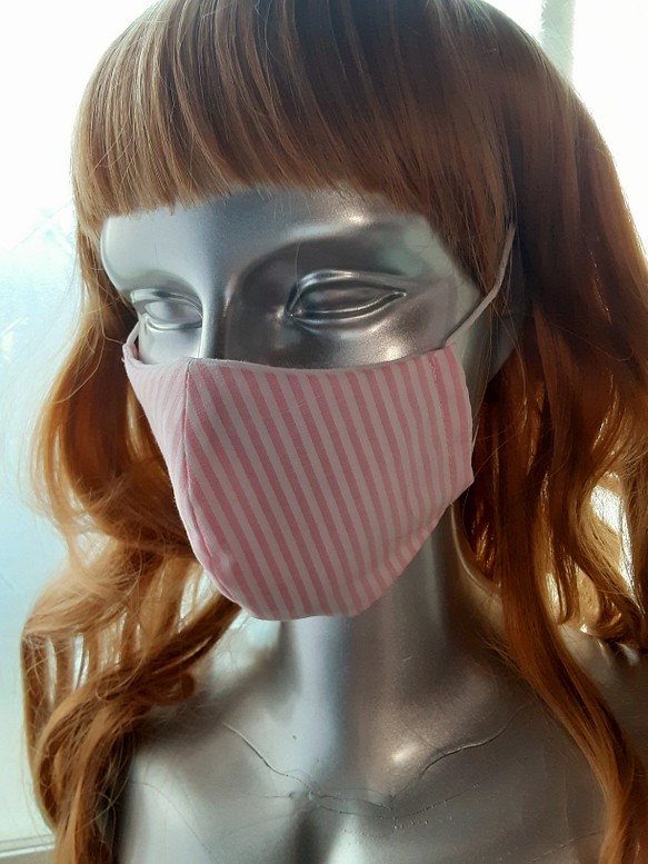 ピンクのストライプ柄・夏マスク 1枚目の画像