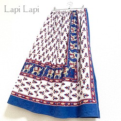インド綿ギャザースカート 花柄ブルー 1枚目の画像