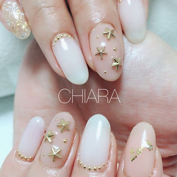 No 273 スタースタッズネイル デート 普段使い ブライダル ネイルチップ ネイルシール 大人ネイルチップ Chiaranails 通販 Creema クリーマ ハンドメイド 手作り クラフト作品の販売サイト