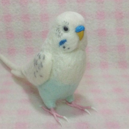 リアルサイズ セキセイインコ 白ハルクイン系 羊毛フェルト 羊毛フェルト 工房 小鳥屋さん 通販 Creema クリーマ ハンドメイド 手作り クラフト作品の販売サイト