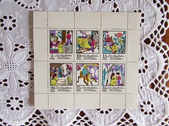 ドイツの古切手/1972年 アンデルセン 雪の女王 切手シート (ヴィンテージ切手) 1枚目の画像