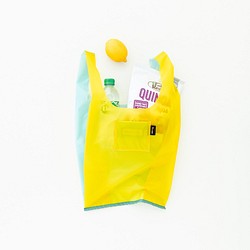 兩種折疊M尺寸的雙色環保袋&lt;薩克斯x檸檬黃&gt;的方法防水且輕便 第1張的照片