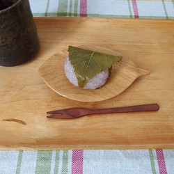 残り一点！・葉っぱ菓子皿・和菓子用フォークのセット 1枚目の画像