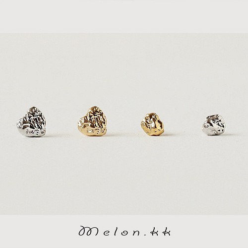 ピアス メンズ 小ぶり 片耳用 カップル レディース 14k 不規則 溶岩石 お揃い 2色 ハート Melonkk ピアス Melon Kk 通販 Creema クリーマ ハンドメイド 手作り クラフト作品の販売サイト