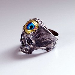 指輪　スカルリング　Glare Skull グレア スカル　義眼　シルバーx真鍮　by GRYPHON 1枚目の画像