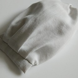 大きめ⭐ふっくらマスク　薄いグレー　プリーツ　フィルターポケット付き　ダブルガーゼ　 1枚目の画像