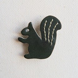 Leather brooch squirrel D.GREEN 1枚目の画像