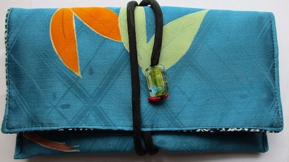 着物リメイク　振袖で作った和風財布　１９２７ 1枚目の画像