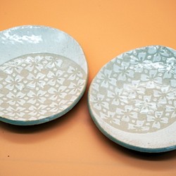 花紋　豆皿 1枚目の画像