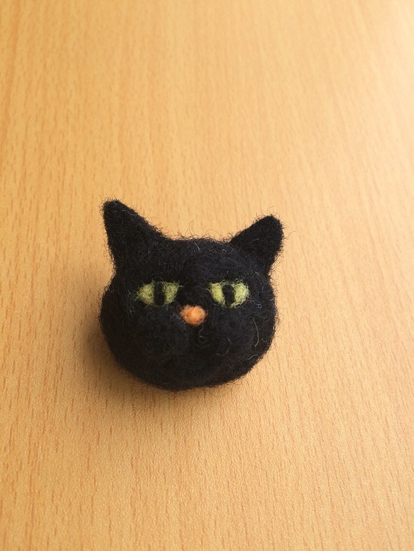 【ハロウィン限定】黒猫ブローチ 1枚目の画像
