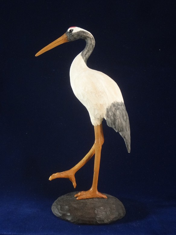 売却済　木彫刻 アート 『 鶴 』  芸術  ハンドメイド 松 手彫り　鳥　動物 1枚目の画像
