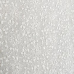 【刺繍生地】　インド綿100％【刺繍　WHITE】12E-003-RFD  100cm巾×50㎝　カット生地 1枚目の画像