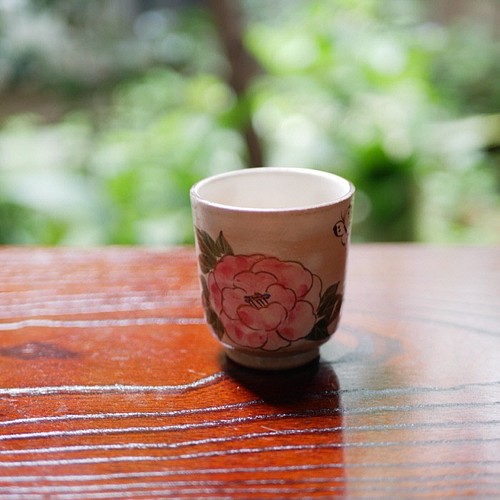 京焼・清水焼 色絵 湯呑（孫）（牡丹に蝶） グラス・カップ・酒器 Shun 