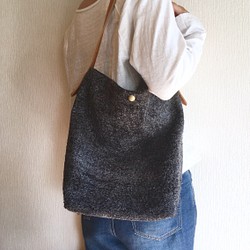 “真正的皮革”安哥拉絨布和超厚油超薄單肩包[木炭灰] 第1張的照片
